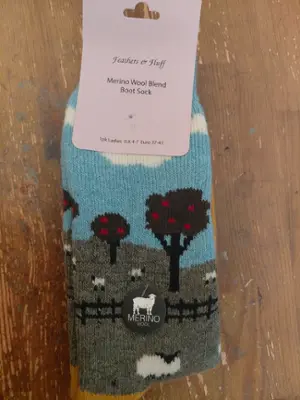 Womens Merino Wool Welly Boot Socks Sz 4-7 Sheep/Apple Trees photo