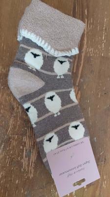 Womens Soft Snug Brown Wool Blend Sheep Socks Sz 4-7 photo